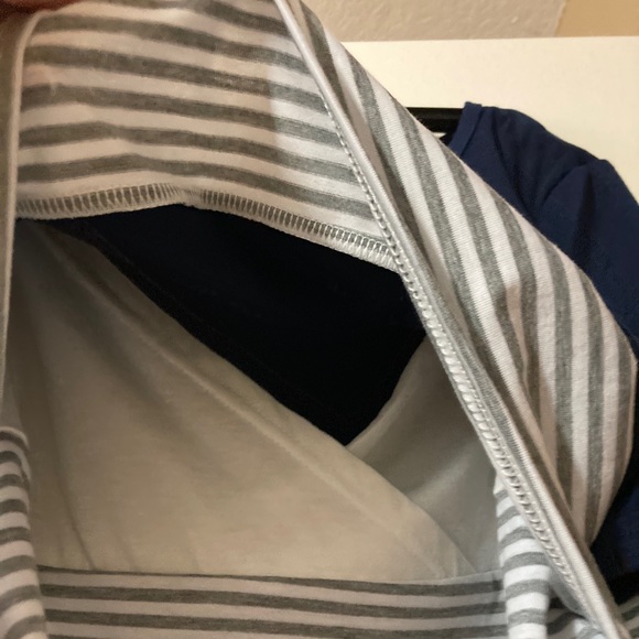 Maternity/Nursing blouse - Picture 2 of 2